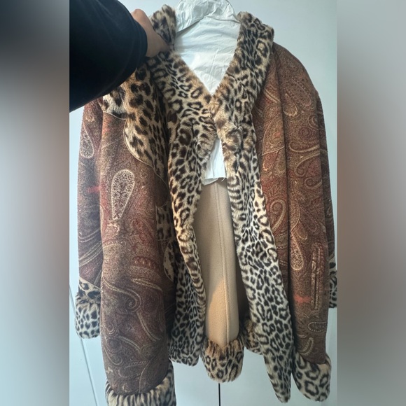 Vintage Oscar de la renta coat - Picture 3 of 3